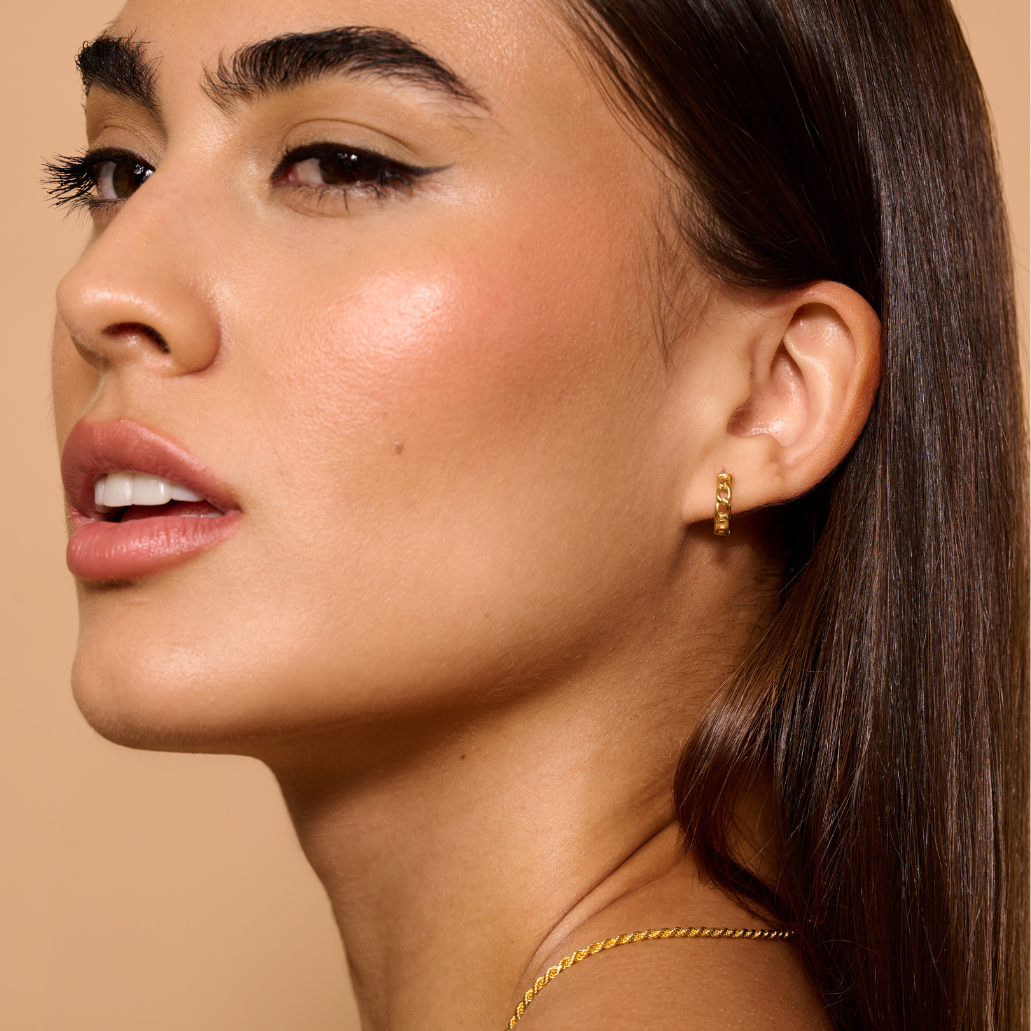 Cuban Link Huggie Earrings | Earrings by DORADO