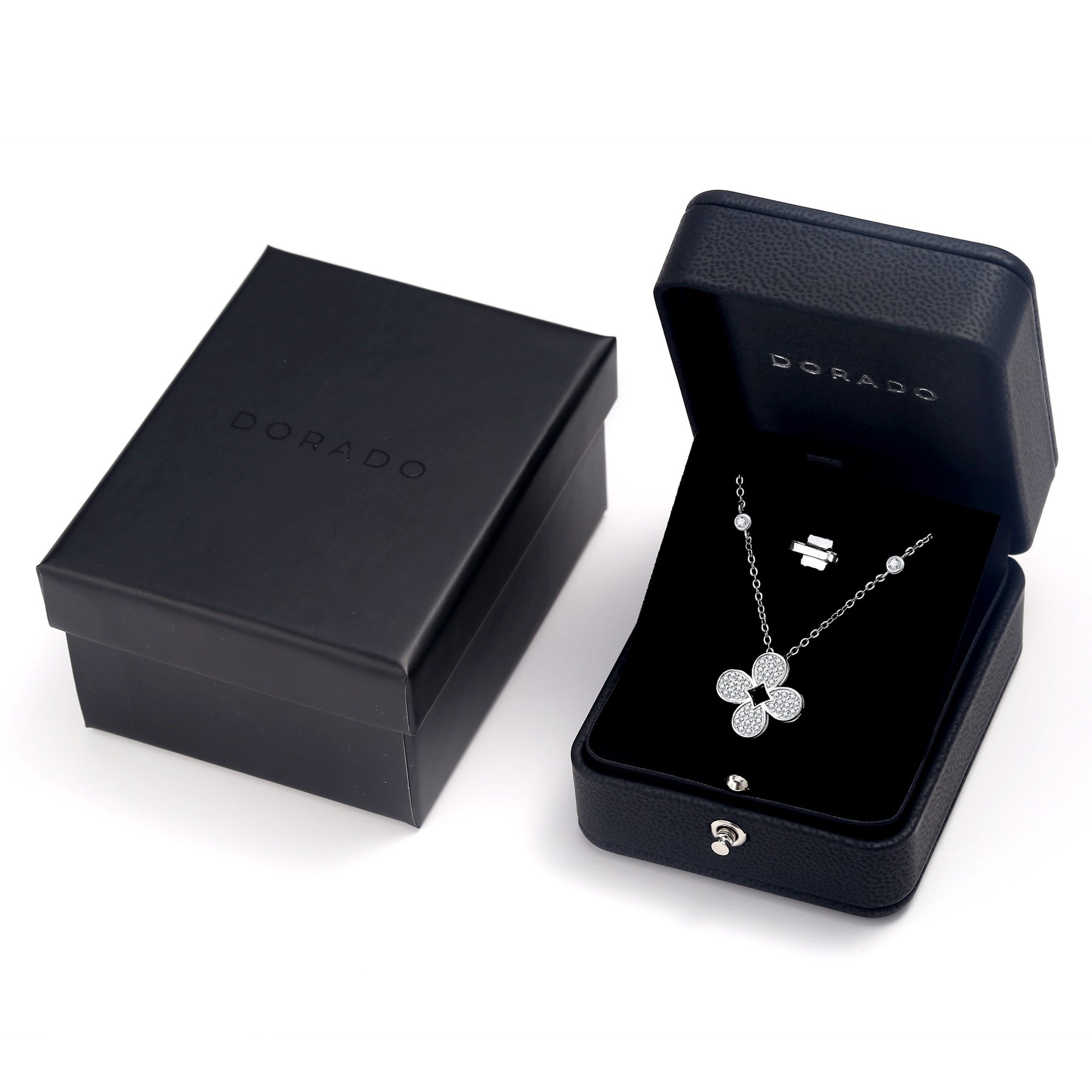 Ventura Clover Pendant Necklace | Necklaces by DORADO