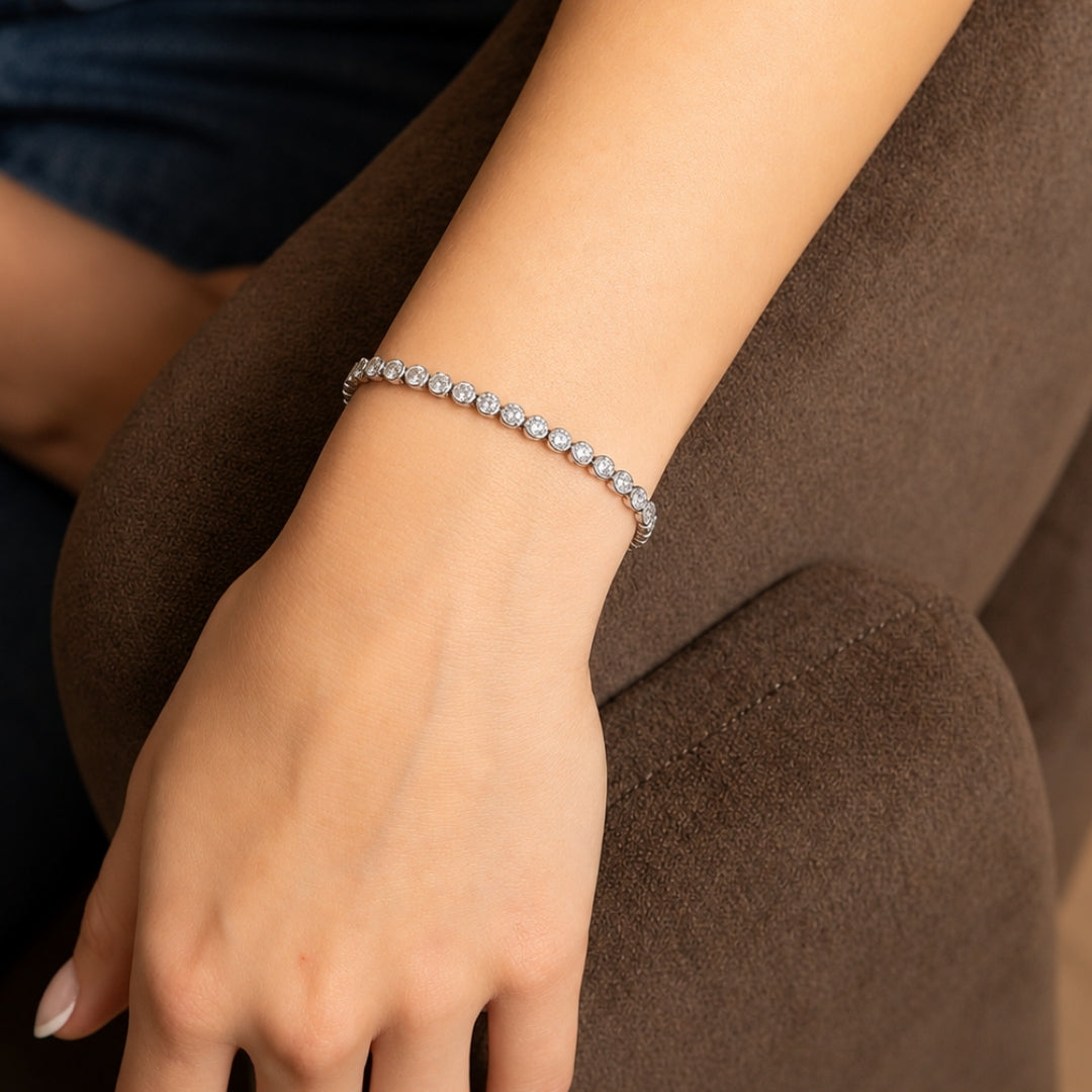 Round Bezel Tennis Chain Bracelet
