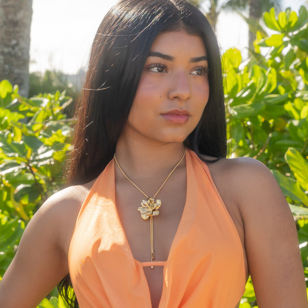 Hibiscus Petal Necklace - DxJ | Necklaces by DORADO