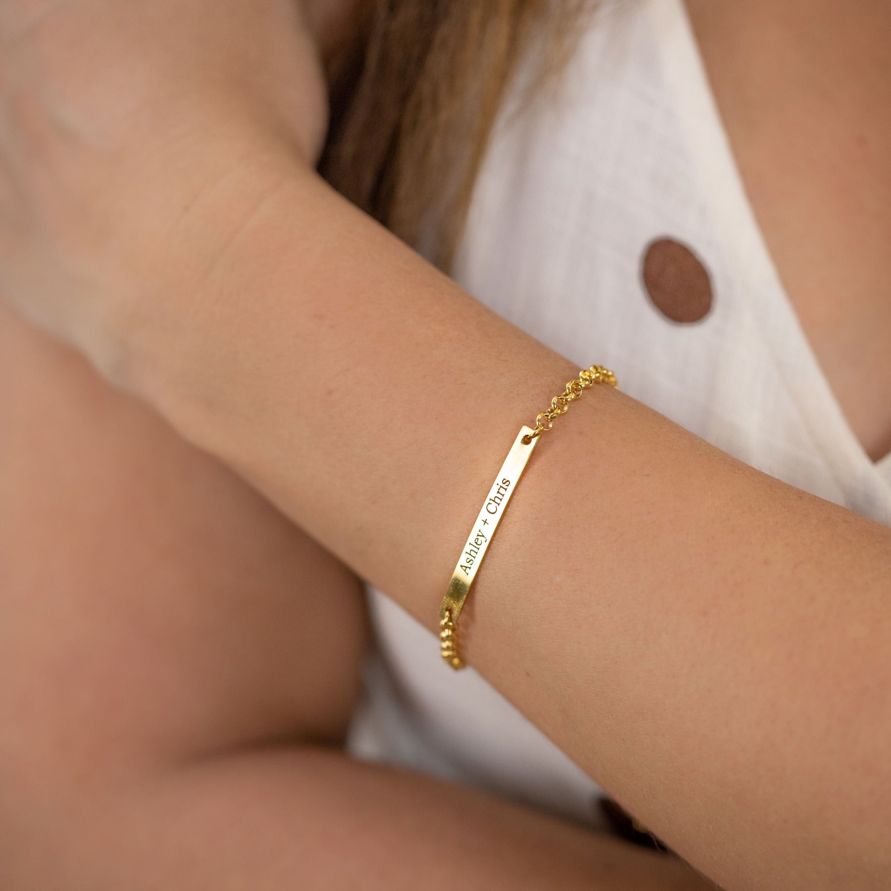 Engraved Bar Bracelet | Dorado Fashion